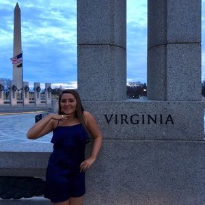 Meet your Posher, Virginia